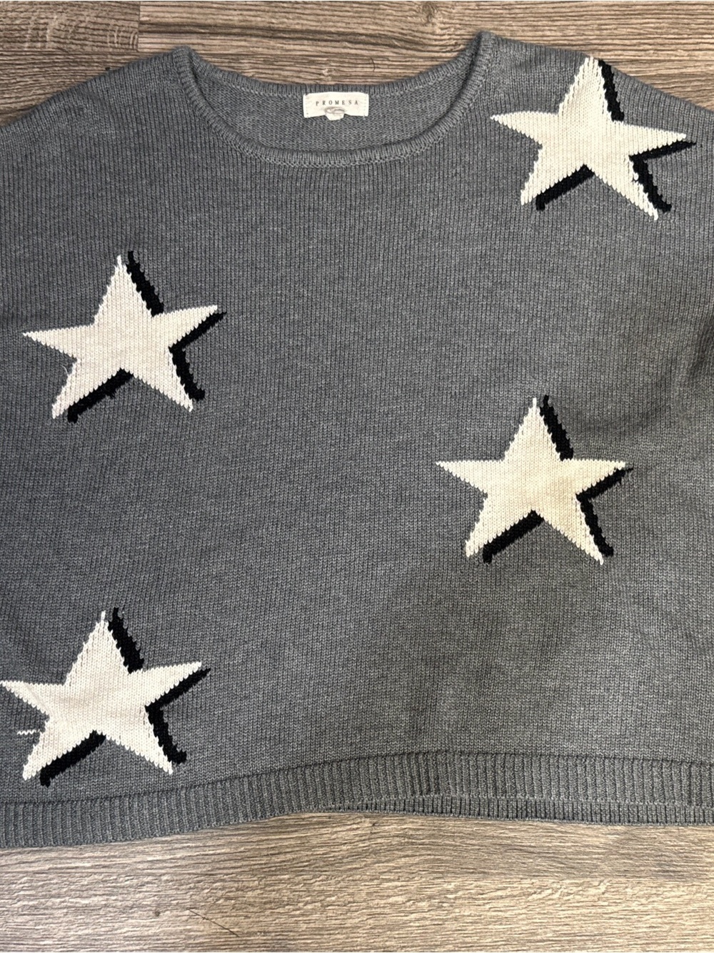 Cozy Gray Star Sweater Bell Sleeve Knit Top Size M - Picture 6 of 7